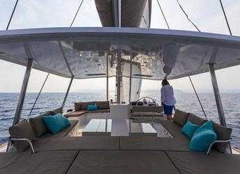 Rent a catamaran in Fort Burt Marina - Bali 5.4.