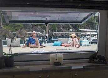 Rent a catamaran in Fort Burt Marina - Bali 5.4.