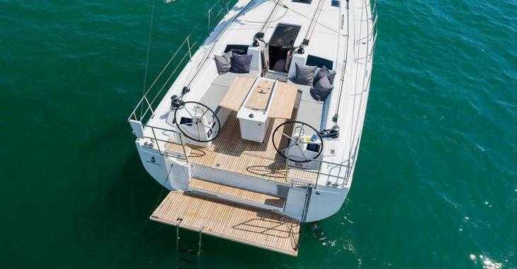 Rent a sailboat in Kavala - Marina Perigialiou - Oceanis 40.1