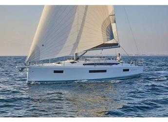 Rent a sailboat in Perigiali Quay - Sun Odyssey 410