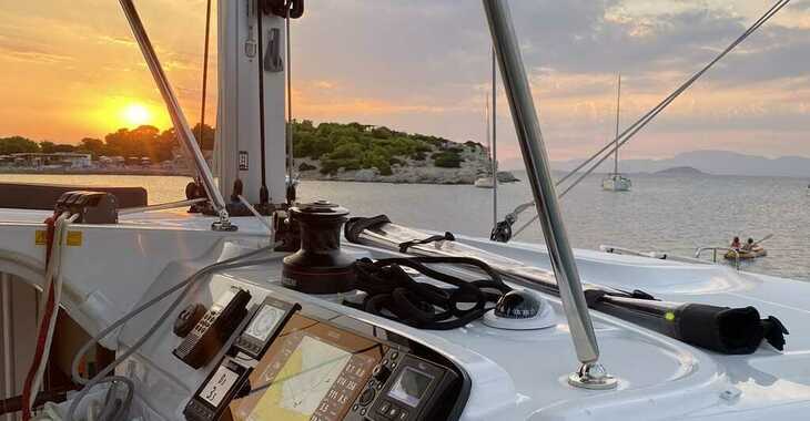 Chartern Sie katamaran in Paros Marina - Lagoon 40