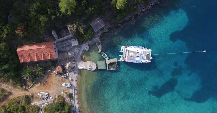 Chartern Sie katamaran in SCT Marina Trogir - Saba 50