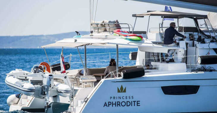 Chartern Sie katamaran in SCT Marina Trogir - Saba 50