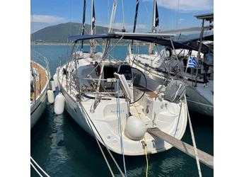Rent a sailboat in Perigiali Quay - Bavaria 33 Cruiser