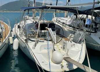 Rent a sailboat in Nikiana Marina - Bavaria 33 Cruiser