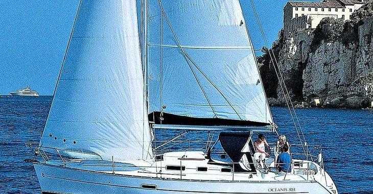 Rent a sailboat in Nikiana Marina - Oceanis 323