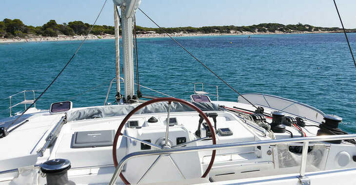 Rent a catamaran in Port of Santa Eulària  - Lagoon 440