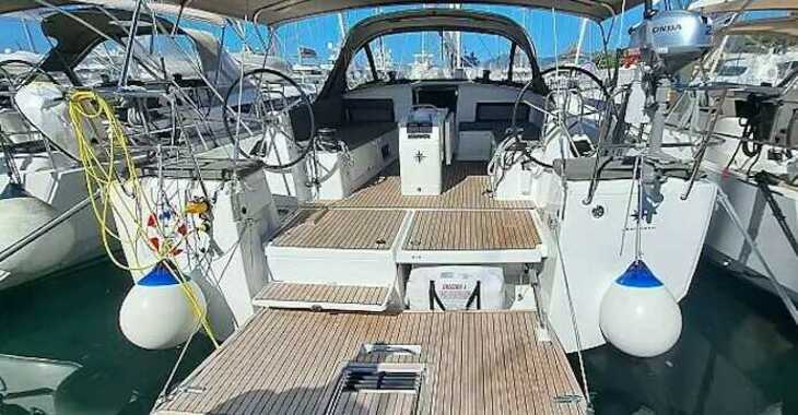 Chartern Sie segelboot in Marina Kastela - Sun Odyssey 490