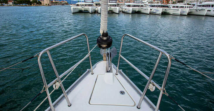 Chartern Sie segelboot in Zadar Marina - Bavaria Cruiser 41