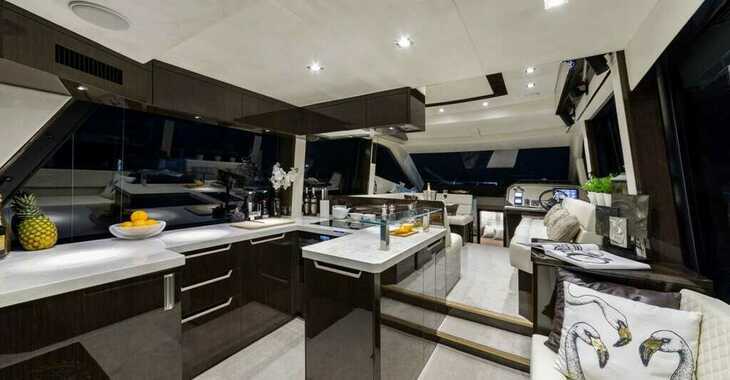 Chartern Sie yacht in Marina Kastela - Galeon 500 Fly 