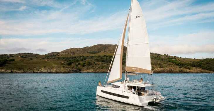 Rent a catamaran in Marina Kastela - Bali 4.6