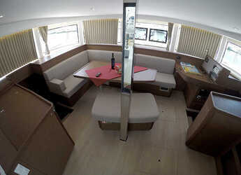 Alquilar catamarán en Marina Mandalina - Lagoon 42