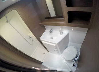 Alquilar catamarán en Marina Mandalina - Lagoon 42