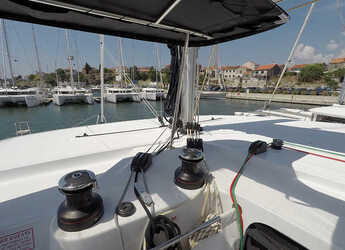 Alquilar catamarán en Marina Mandalina - Lagoon 42