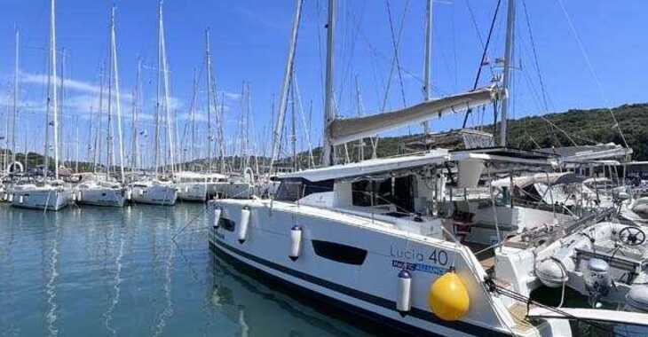 Louer catamaran à Veruda - Fountaine Pajot Lucia 40 - 3 cab.