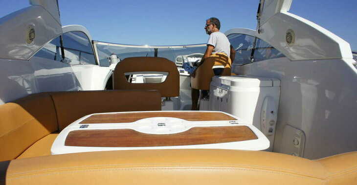 Louer yacht à Port Zakinthos - Monte Carlo 37 Open