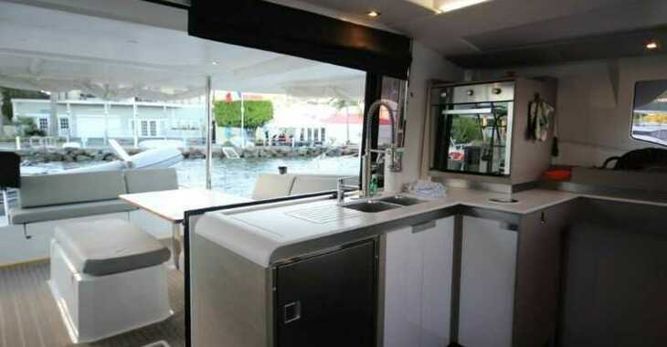 Louer catamaran à Frenchtown Marina - Fountaine Pajot Elba 45 - 4 cab.
