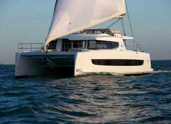 Rent a catamaran in Maya Cove, Hodges Creek Marina - Bali 4.4 - 4 + 1 cab.