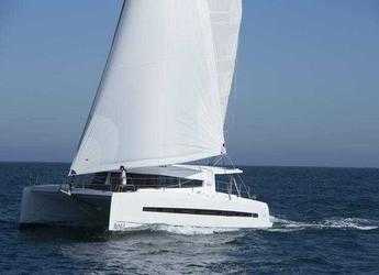 Rent a catamaran in Maya Cove, Hodges Creek Marina - Bali 4.5 - 4 + 2 cab.