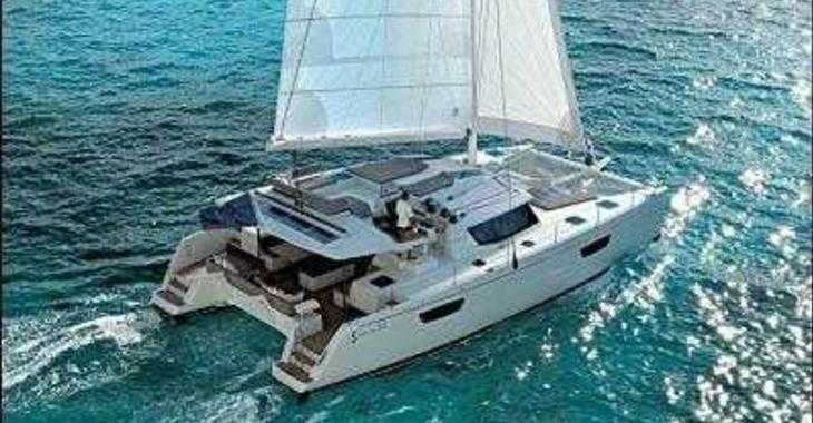 Rent a catamaran in Maya Cove, Hodges Creek Marina - Fountaine Pajot Saba 50 - 6 + 2 cab.