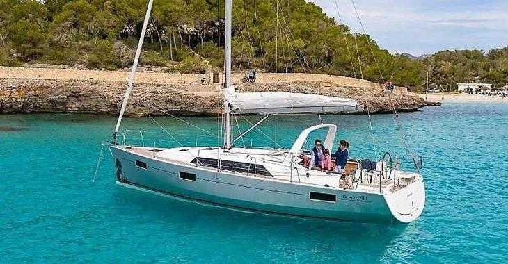 Rent a sailboat in Maya Cove, Hodges Creek Marina - Oceanis 41.1