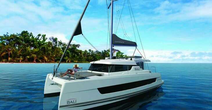 Rent a catamaran in Maya Cove, Hodges Creek Marina - Bali Catspace
