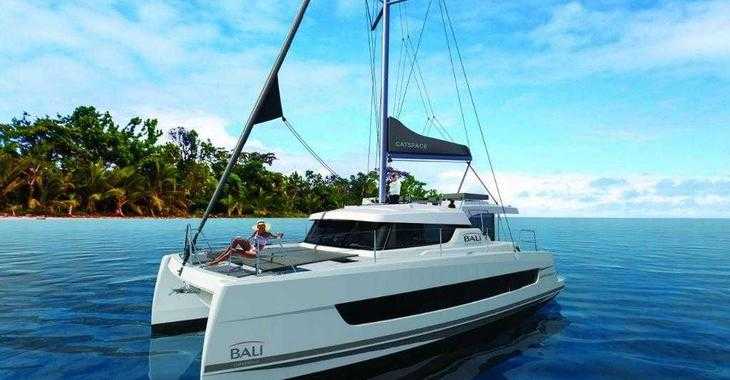 Rent a catamaran in Jolly Harbour - Bali Catspace