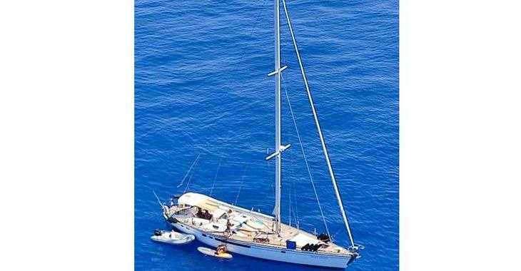 Rent a sailboat in Porto di Tropea - Dynamique 62
