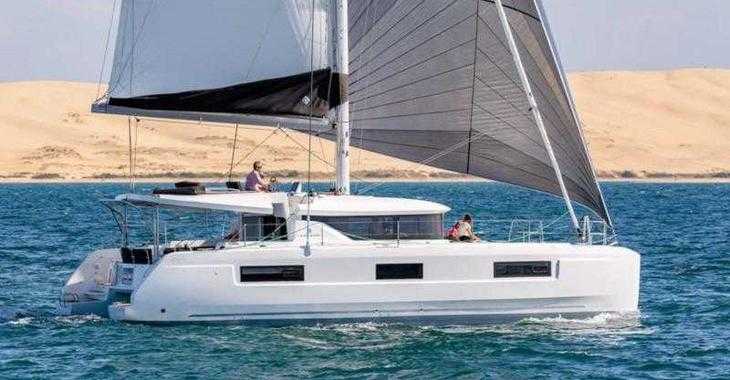 Rent a catamaran in Porto di Tropea - Lagoon 46 