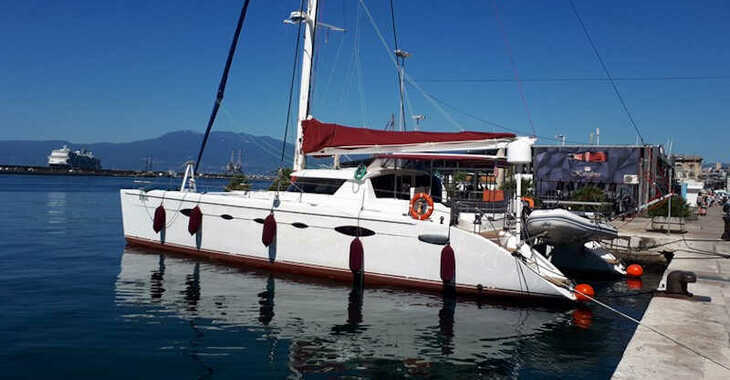 Rent a catamaran in SCT Marina Trogir - Eleuthera 60