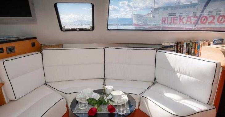 Rent a catamaran in SCT Marina - Eleuthera 60