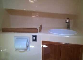 Chartern Sie motorboot in ACI Jezera - Damor 980 Fjera