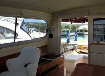 Chartern Sie motorboot in ACI Jezera - Damor 980 Fjera