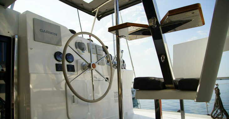 Louer catamaran à Kavala - Marina Perigialiou - Isla 40 (A/C & Watermaker & Generator - 4+1 Cabins/4 Heads)