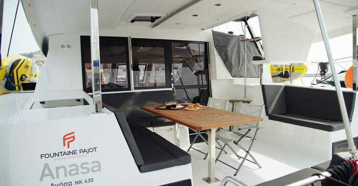 Rent a catamaran in Kavala - Marina Perigialiou - Isla 40 (A/C & Watermaker & Generator - 4+1 Cabins/4 Heads)