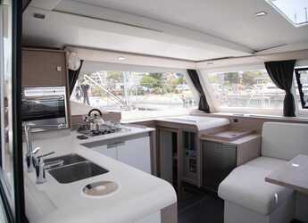 Alquilar catamarán en Kavala - Marina Perigialiou - Isla 40 (A/C & Watermaker & Generator - 4+1 Cabins/4 Heads)