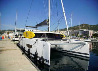 Alquilar catamarán en Kavala - Marina Perigialiou - Isla 40 (A/C & Watermaker & Generator - 4+1 Cabins/4 Heads)