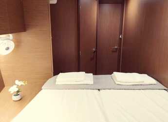 Rent a sailboat in Nidri Marine - Oceanis 51.1