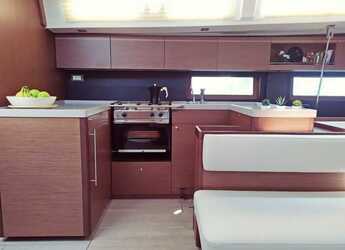 Rent a sailboat in Nidri Marine - Oceanis 51.1