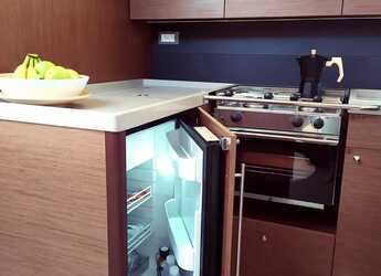 Rent a sailboat in Nidri Marine - Oceanis 51.1