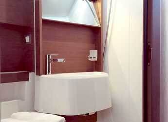 Rent a sailboat in Nidri Marine - Oceanis 51.1