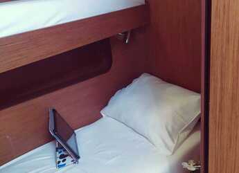 Rent a sailboat in Nidri Marine - Oceanis 51.1