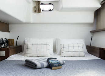 Rent a catamaran in Rhodes Marina - Lagoon 450 Flybridge