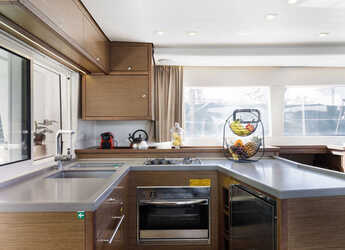 Rent a catamaran in Rhodes Marina - Lagoon 450 Flybridge