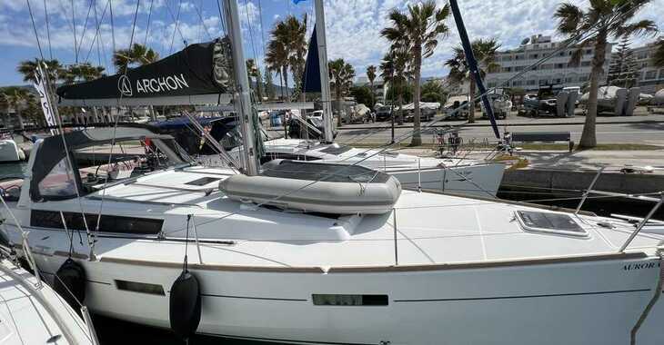 Rent a sailboat in Rhodes Marina - Oceanis 45