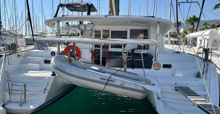 Rent a catamaran in Rhodes Marina - Lagoon 400 S2