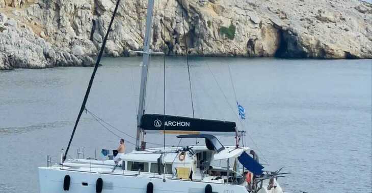 Rent a catamaran in Rhodes Marina - Lagoon 400 S2