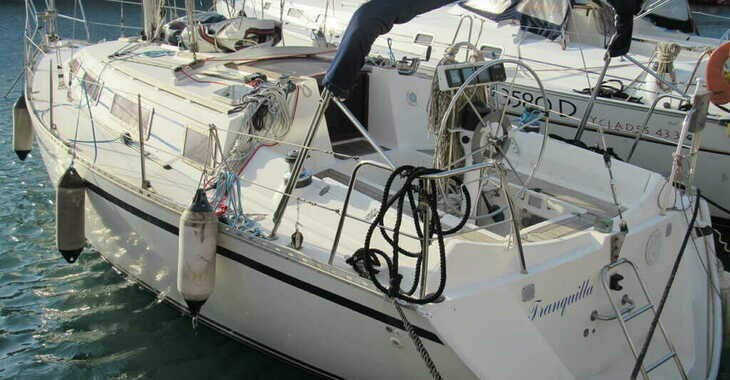 Rent a sailboat in Marina Porto Antico - Gib Sea 352