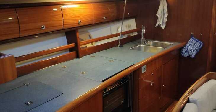 Rent a sailboat in Porto Avdira - Bavaria 44