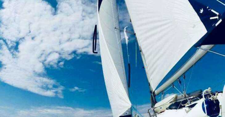 Rent a sailboat in Porto Avdira - Bavaria 46